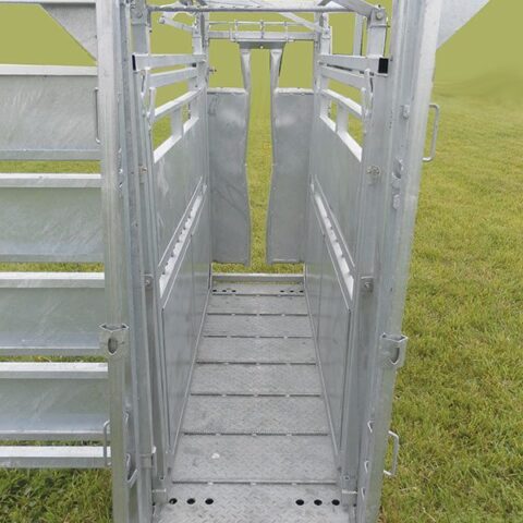 MC90 Cattle Chute - Image 3